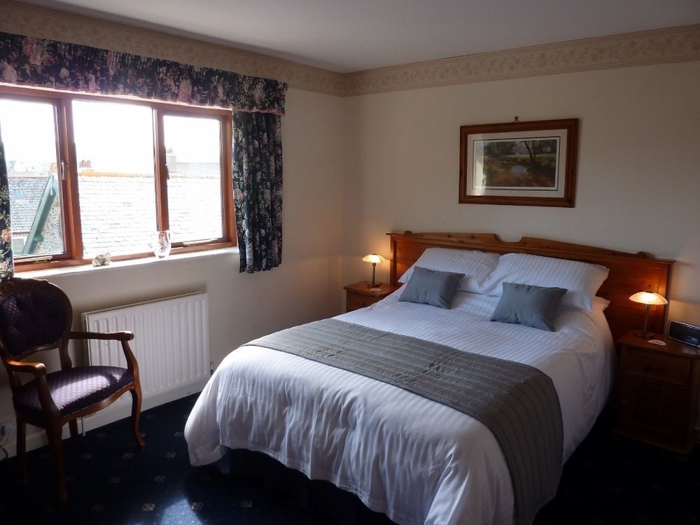 Fernleigh Guest House Lynton Bagian luar foto