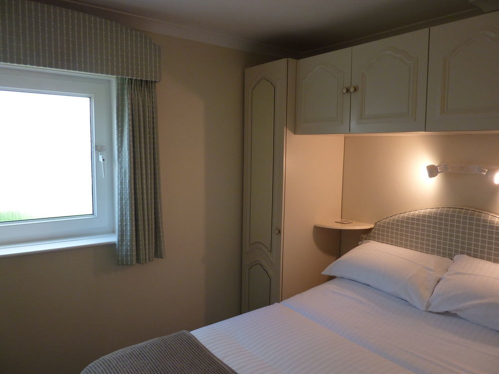 Fernleigh Guest House Lynton Bagian luar foto