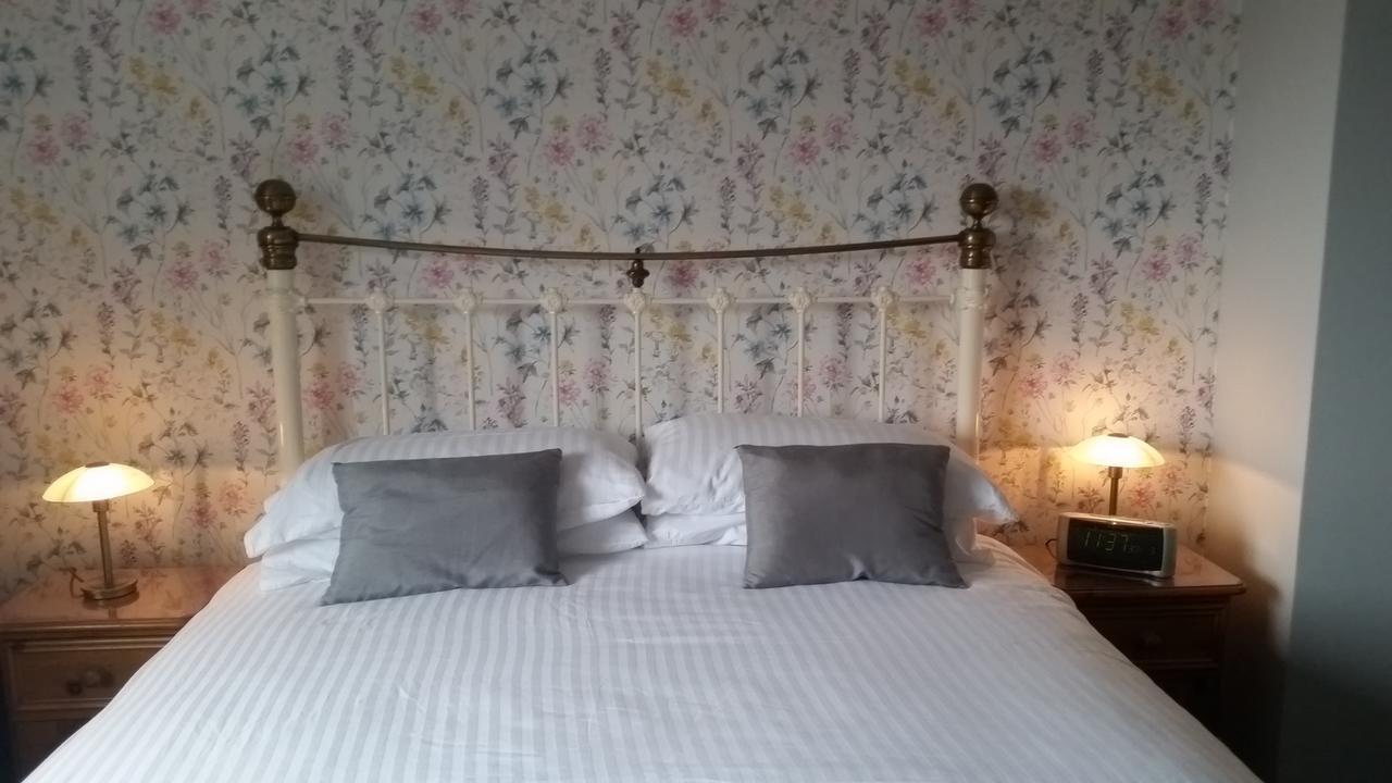 Fernleigh Guest House Lynton Bagian luar foto