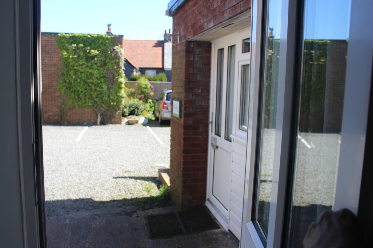 Fernleigh Guest House Lynton Bagian luar foto