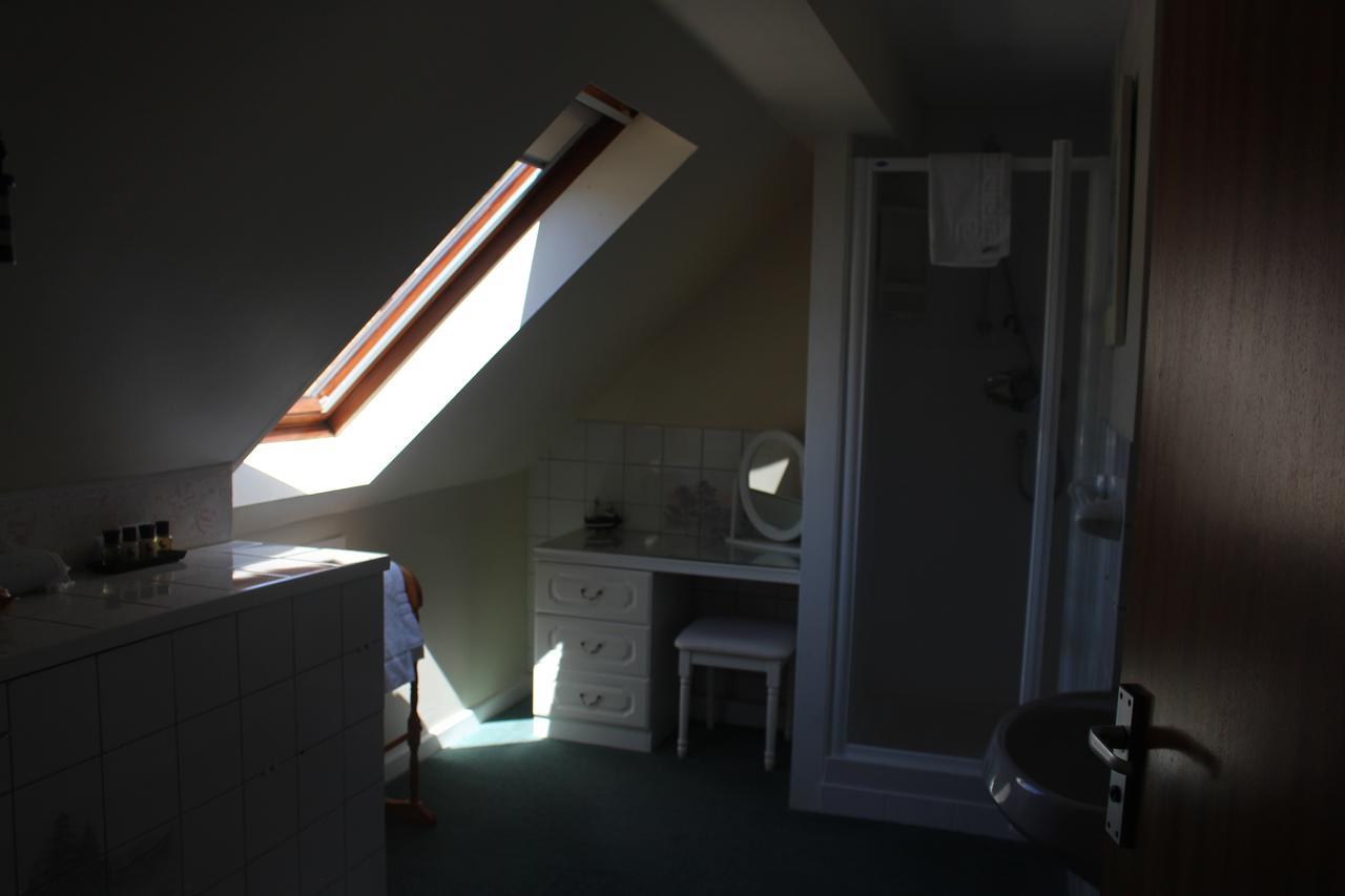 Fernleigh Guest House Lynton Bagian luar foto