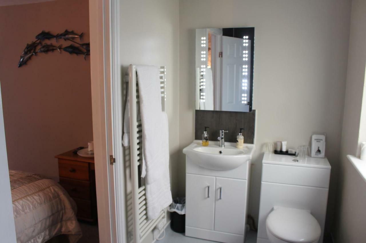 Fernleigh Guest House Lynton Bagian luar foto