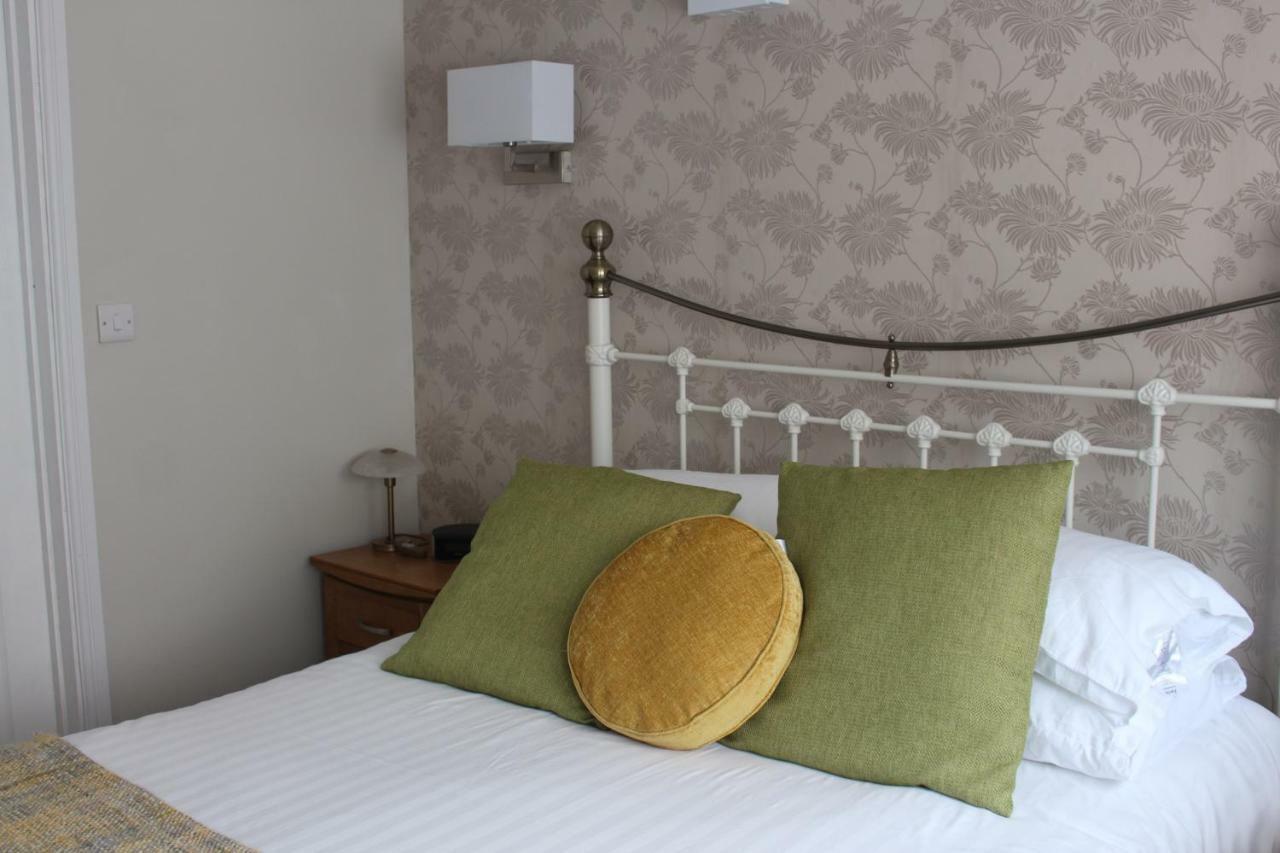 Fernleigh Guest House Lynton Bagian luar foto
