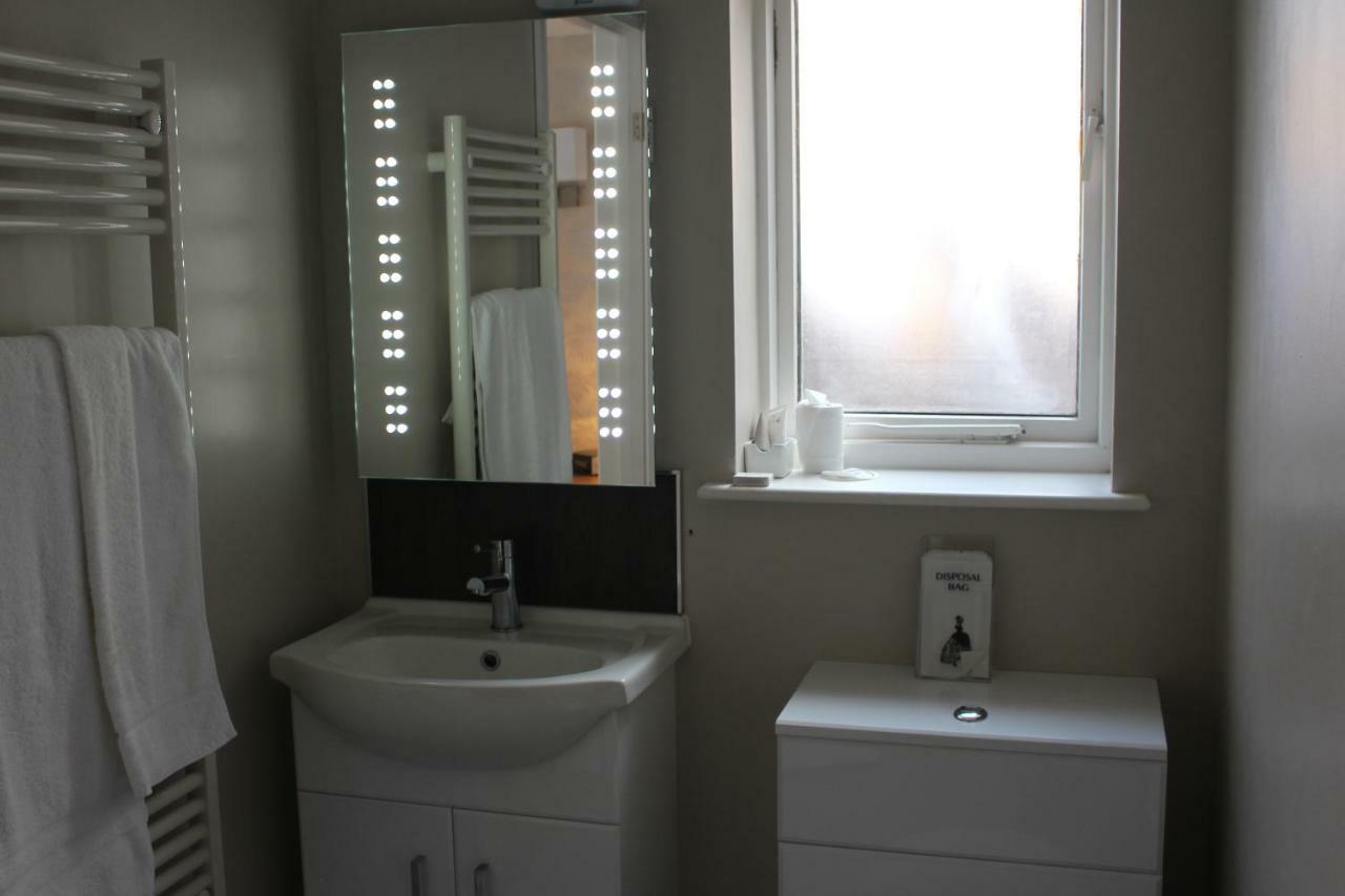 Fernleigh Guest House Lynton Bagian luar foto