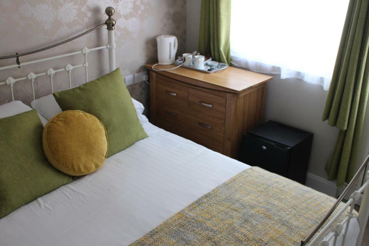 Fernleigh Guest House Lynton Bagian luar foto