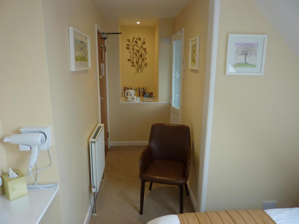 Fernleigh Guest House Lynton Bagian luar foto