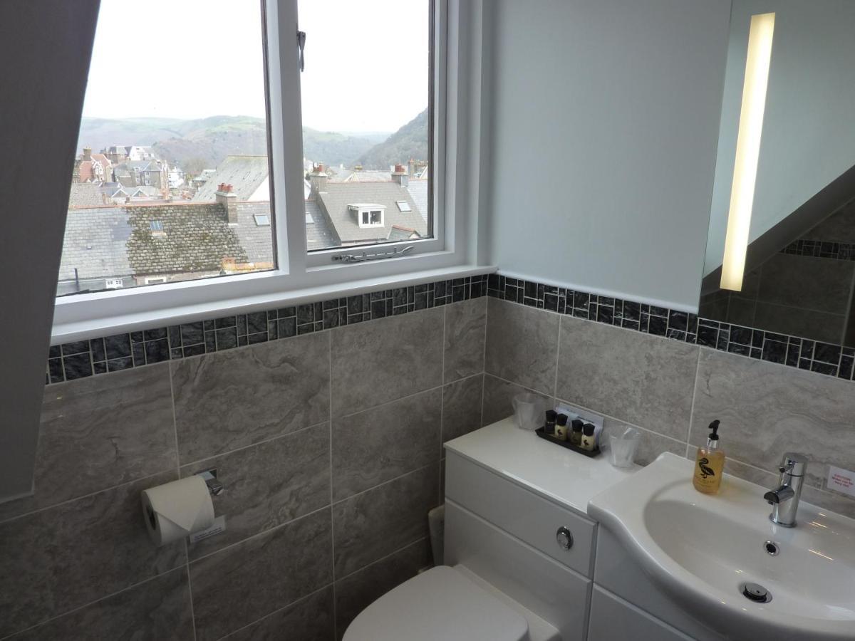 Fernleigh Guest House Lynton Bagian luar foto